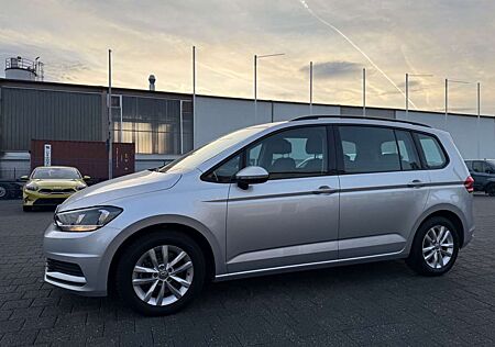 VW Touran Volkswagen Comfortline BMT/Start-Stopp