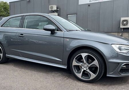 Audi A3 1.6 TDI S line *Navi/Teilleder/Bi-Xenon*