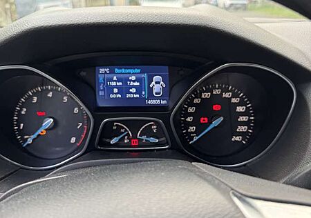 Ford Focus 1.6 EcoBoost Start-Stopp-System Titanium