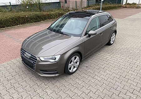 Audi A3 2.0 TDI Sportback/Panorama/LED/Großes Navi