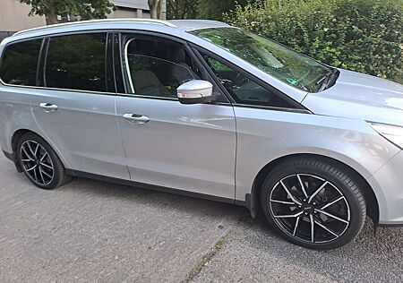 Ford Galaxy 2.0 EcoBoost Aut. Start-Stopp Titanium