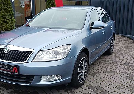 Skoda Octavia Ambiente 1.6 PDC WR TP MP3 TÜV 2/27