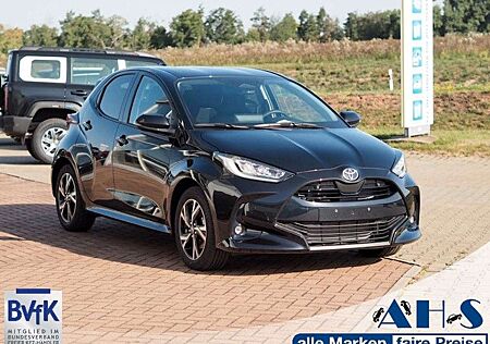 Toyota Yaris Hybrid Style,PDC v+h,Kamera, LED
