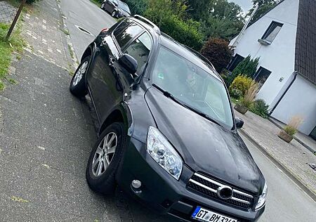 Toyota RAV 4 2.2 D-CAT 4x4 Sol