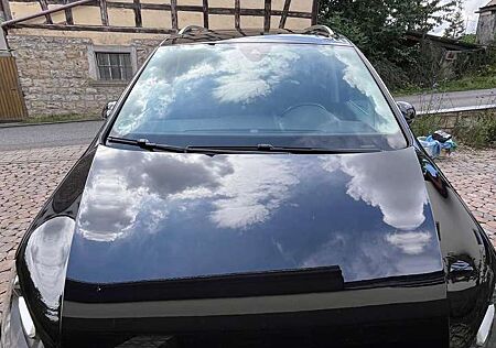 VW Sharan Volkswagen 2.0 TDI BlueMotion Technology Allstar