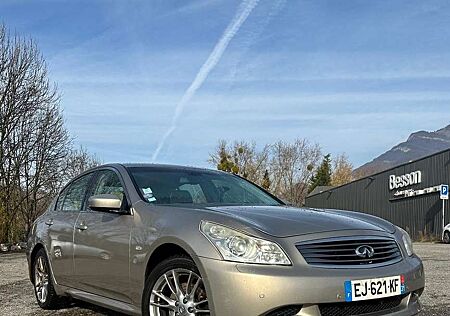 Infiniti G37 3.7 v6 320 cv