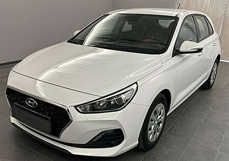 Hyundai i30 Select erst 55.000 KM !