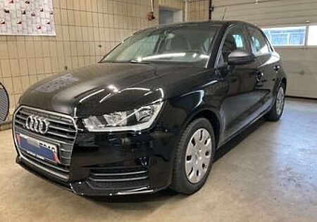 Audi A1 1.0 TFSI Sportback NAVI*SHZ*PDC*1HAND