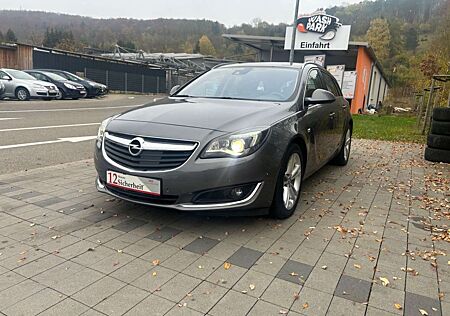 Opel Insignia * A SPORTS Tourer BUSINESS Innovation*