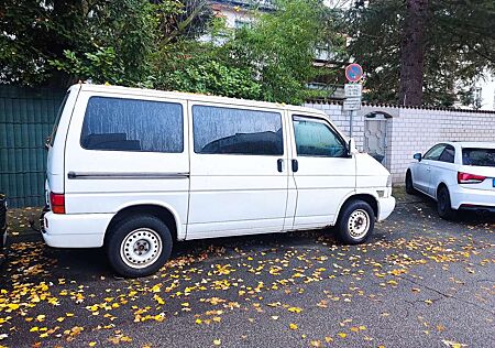 VW T4 Caravelle Volkswagen GL 7DK 2P2