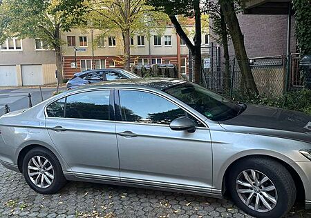 VW Passat Volkswagen Comfortline 1.6 TDI