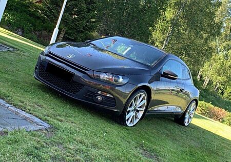 VW Scirocco Volkswagen 2.0 TDI DSG