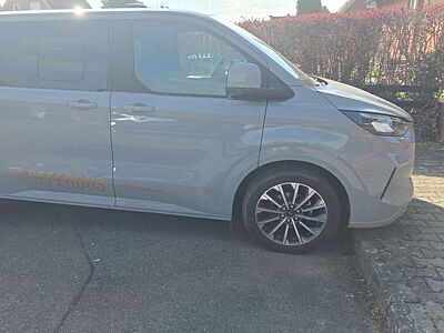 Ford Tourneo Custom Tourneo Custom 320 EcoBlue 320 L1H1 VA Autm. TitaniumX