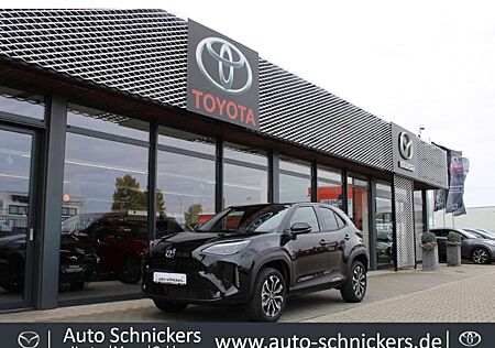 Toyota Yaris Cross TEAM-D+SAFETY-P+WINTER-P+GJ-RÄDER