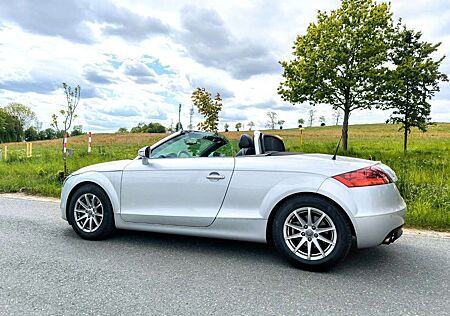 Audi TT Cabrio Roadster 2.0 TFSI Xenon Schaltgetriebe
