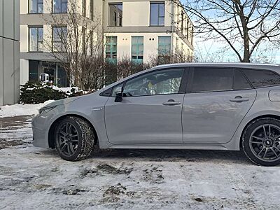 Toyota Corolla 2.0 Hybrid Touring Sports Lounge