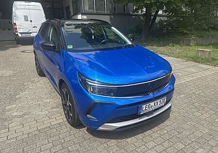 Opel Grandland X Ultimate 300PS Plug-in (Leder, Navi, SHZ, ACC)