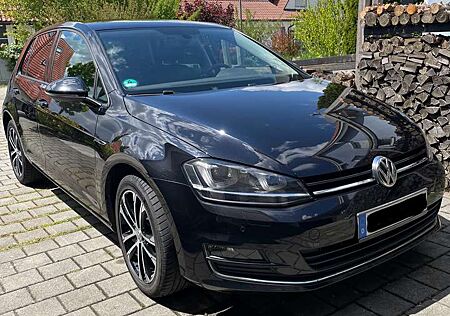 VW Golf Volkswagen 1.6 TDI BlueMotion Technology Lounge