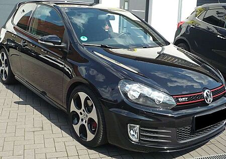 VW Golf GTI Volkswagen 2.0 Climatronik Sitzheizung 6 Gang Pdc