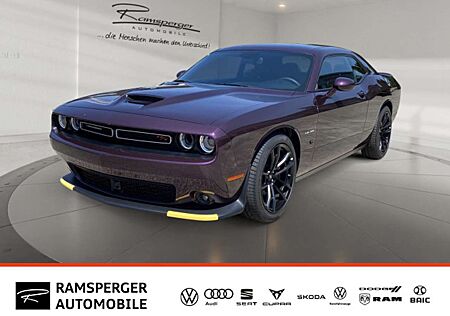 Dodge Challenger R/T 5.7 l V8