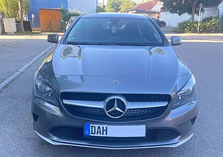 Mercedes-Benz CLA 180 Urban