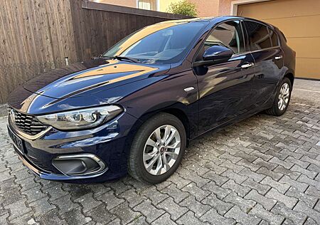 Fiat Tipo 1.4 T-Jet Lounge Klima DAB Navi Carplay