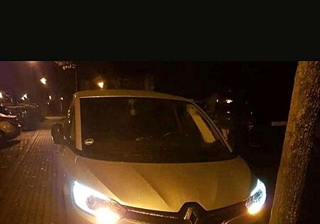Renault Grand Scenic TCe 140 GPF TECHNO