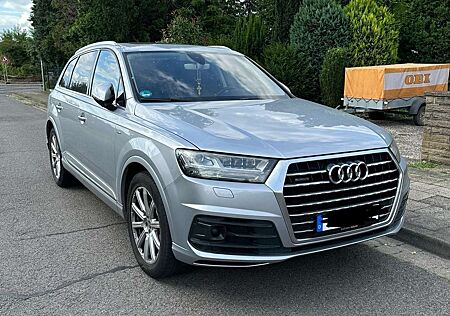 Audi Q7 3.0 TDI quattro tiptronic