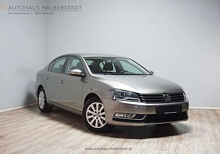 VW Passat Volkswagen Trendline BlueMotion/Kamera/Navigation/
