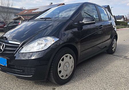 Mercedes-Benz A 150 A-Klasse 3-Türer Classic