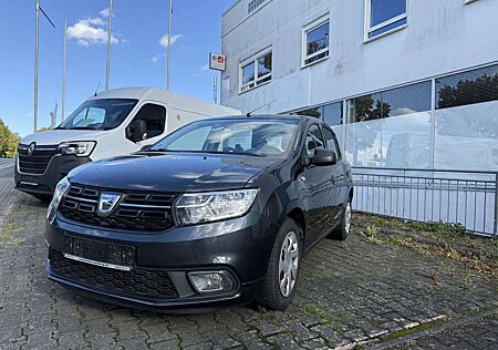 Dacia Sandero Essential "Klimaanlage & Allwetterreifen"