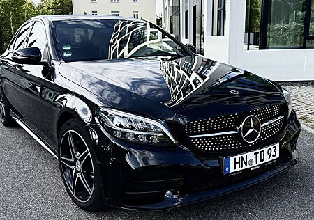 Mercedes-Benz C 180 9G-TRONIC AMG Line