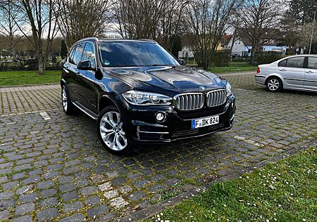 BMW X5 xDrive40d/ Apple CarPlay/ AHK 3,5t/LED/360°/ACC