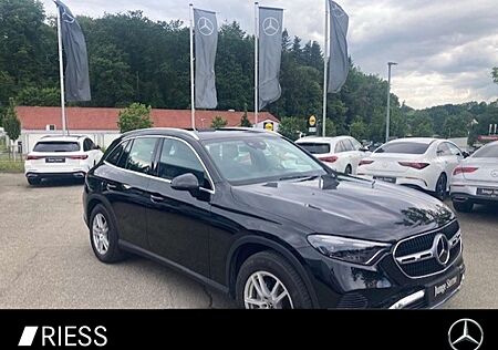 Mercedes-Benz GLC 220 d 4M Avantgarde Distr AHK Navi LED 360