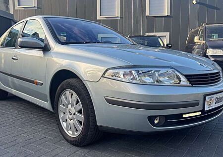 Renault Laguna Authentique 1.8 16V Automatic top gepfleg
