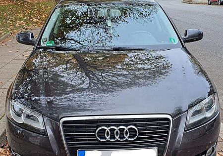 Audi A3 1.6 TDI Sportback DPF Attraction