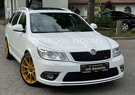 Skoda Octavia Combi RS DSG-AUTOMATIK+NAVI+LEDER+XENON