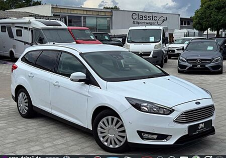 Ford Focus Turnier Titanium/NAVI/RFK/BUSINESS/SHZ/LH