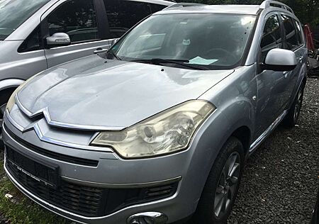 Citroën C-Crosser Citroen 2.0 HDI 4x4 7 PLÄTZE KLIMA LEDER NAVI XENON