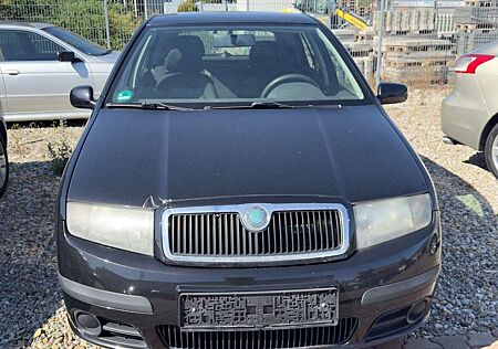 Skoda Fabia Cool Edition Enjoy TÜV bis 09/2025