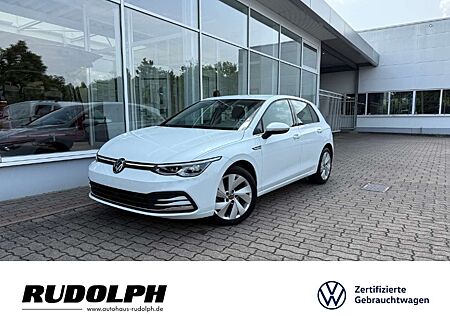 VW Golf Volkswagen VIII 1.5 eTSI Style DSG LED BT Navi SHZ ACC Fernli