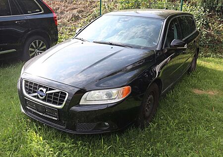 Volvo V70 D5 Summum