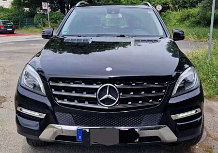 Mercedes-Benz ML 350 M-Klasse Diesel BlueTEC 4MATIC 7G-TRONIC