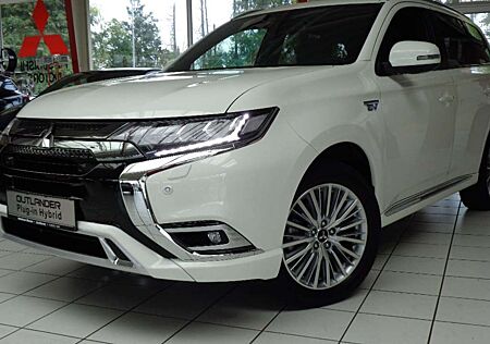 Mitsubishi Outlander Plug-In Hybrid 2.4 4WD TOP #19tkm!