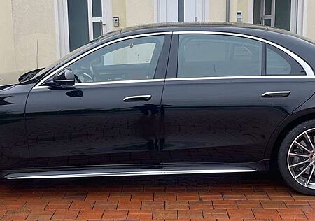 Mercedes-Benz S 580 S 580e L 9G-TRONIC