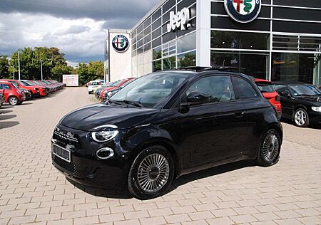 Fiat 500E Icon Sky Dome, Winter- & Style Paket