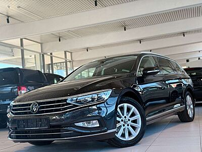 Volkswagen Passat Variant Elegance-AHK-Tempomat-Rückfahrkam