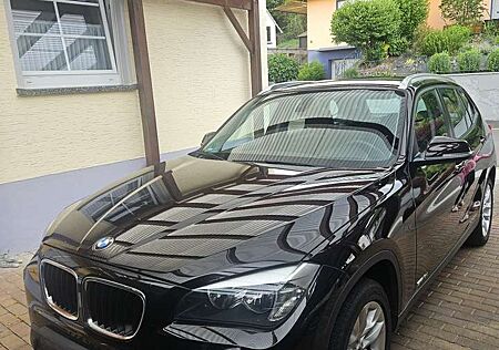 BMW X1 sDrive18d Aut. sparkling brown metallic