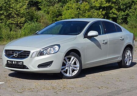 Volvo S60 Diesel D2 Powershift Summum Automatik