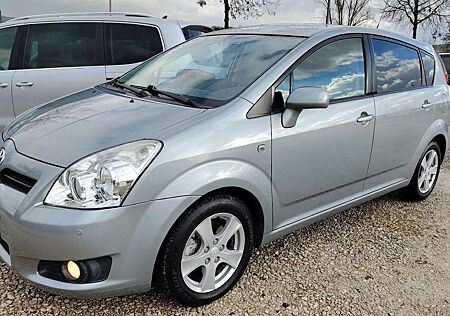 Toyota Corolla Verso 1.8 Automatik*7.Sitzer*8xAlufelgen